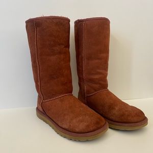 Ugg Classic Rust Color tall boots size 6